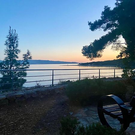 Apartment Simon - Old Stone Charm, Central Bol Life Екстер'єр фото