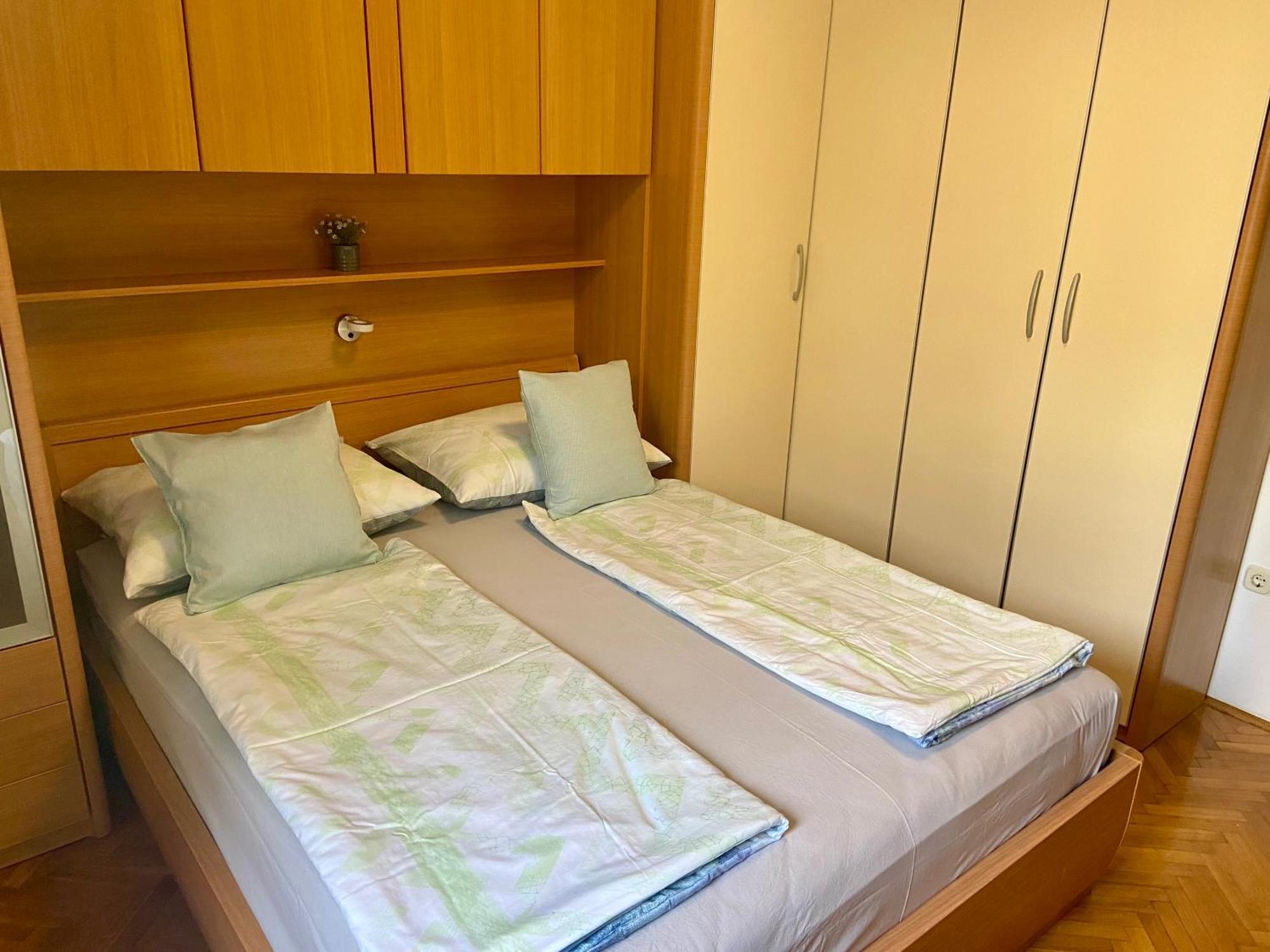 Apartment Simon - Old Stone Charm, Central Bol Life Екстер'єр фото